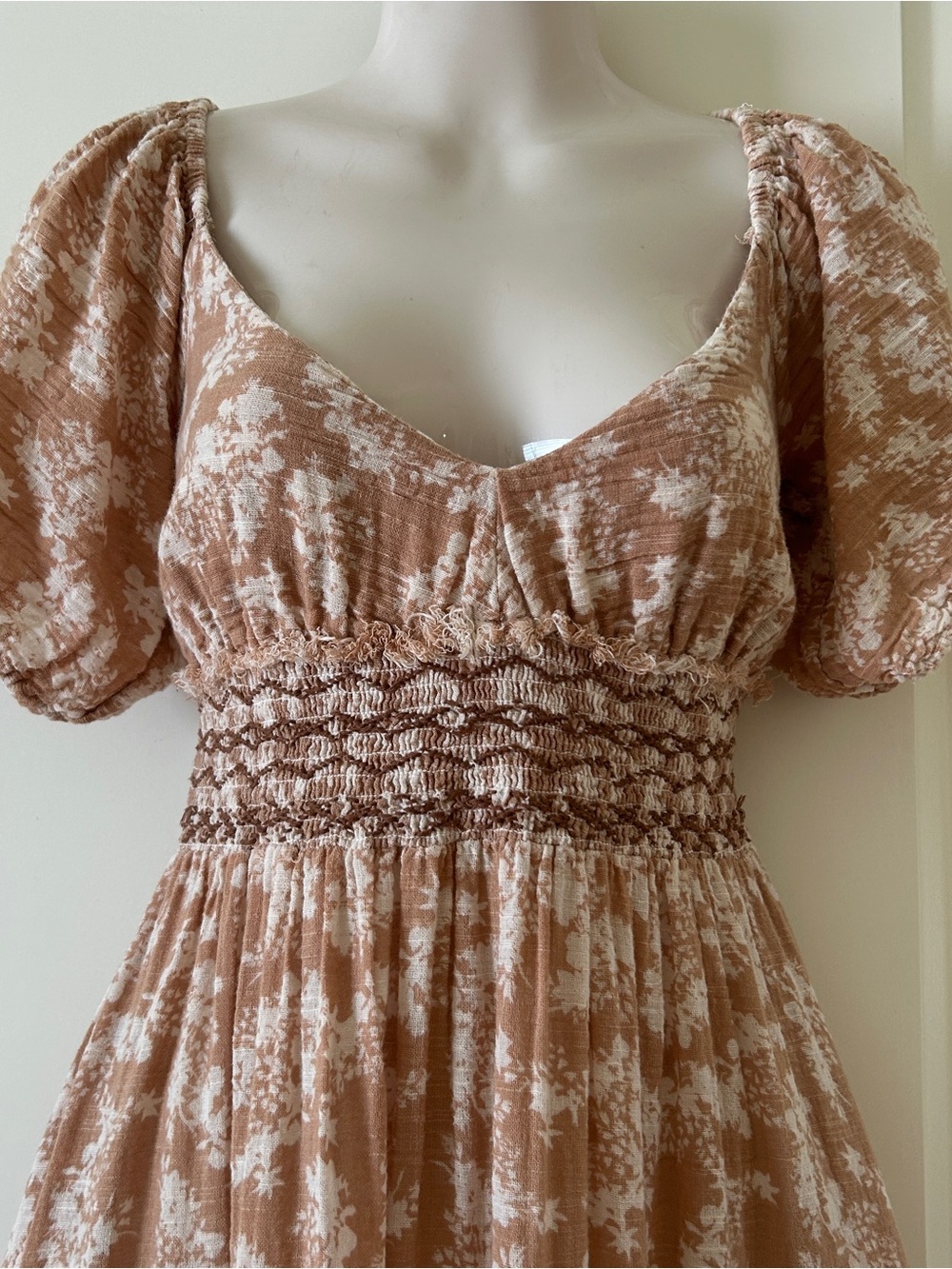 FREE PEOPLE "Ellie" Cream/Tan Floral Boho Puff Sleeve Maxi Dress, Size S, EUC - Picture 7 of 13